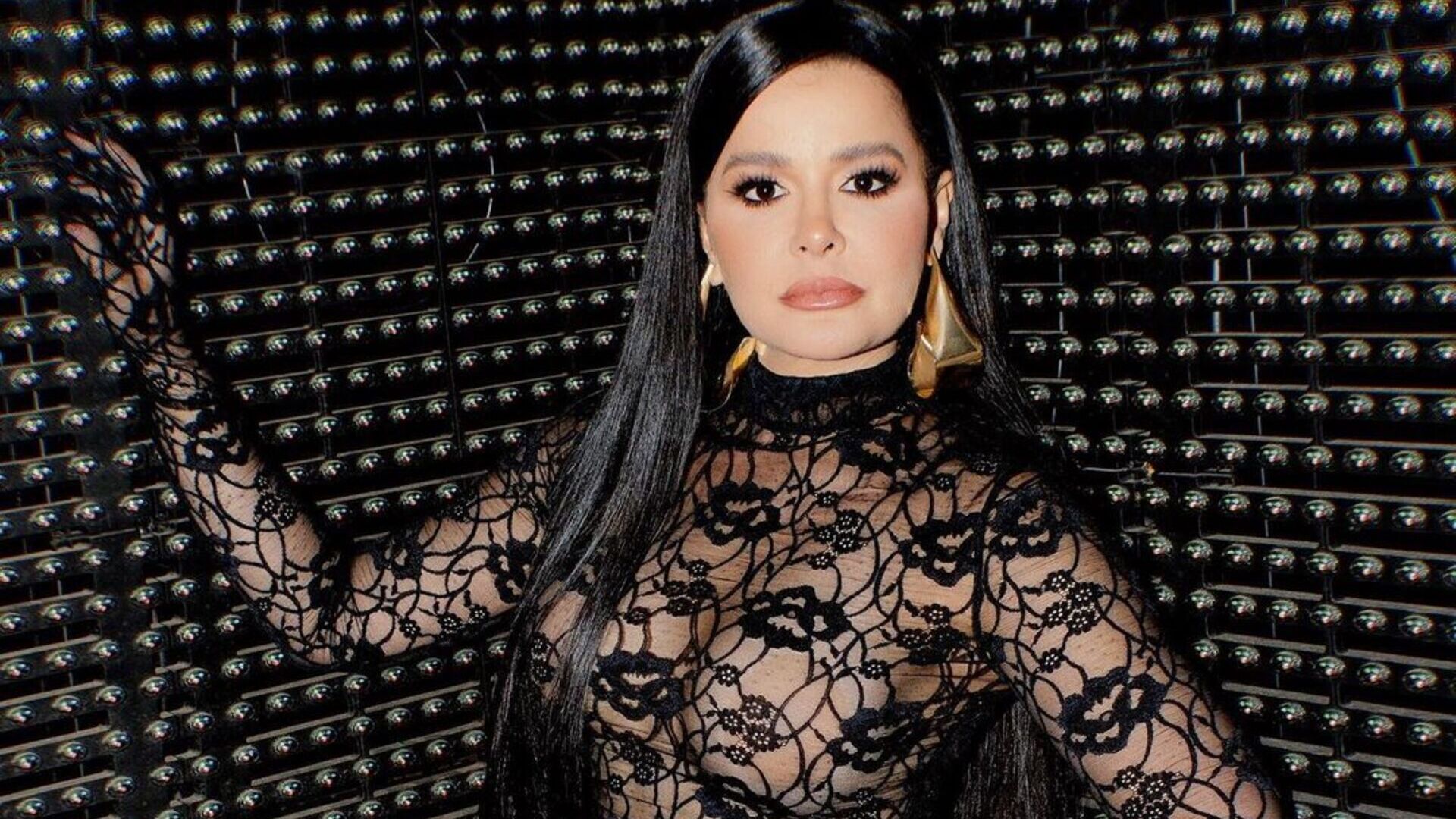 tipos de tecido para roupas transparentes