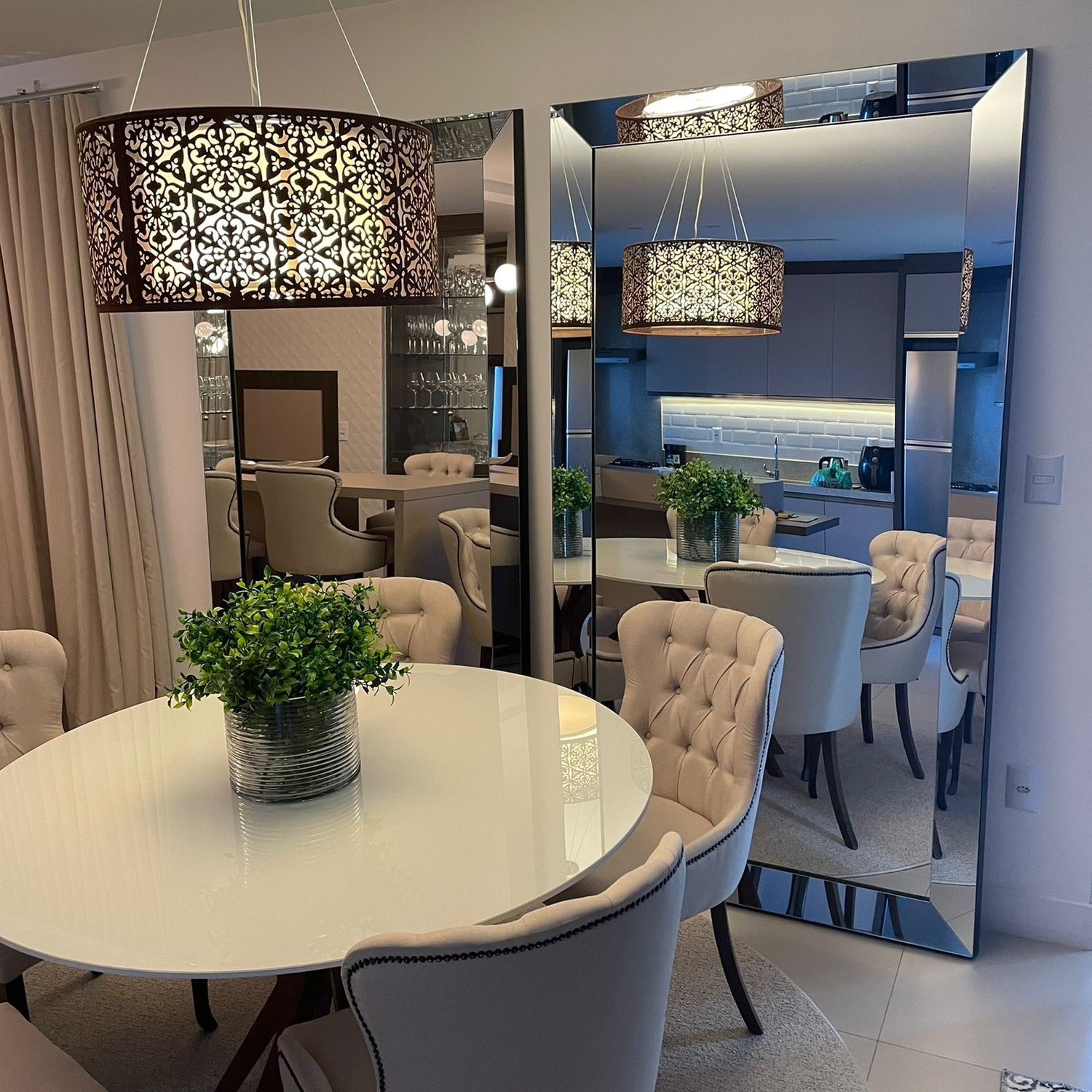 Modelos de Espelhos que Transformam sua Sala de Jantar