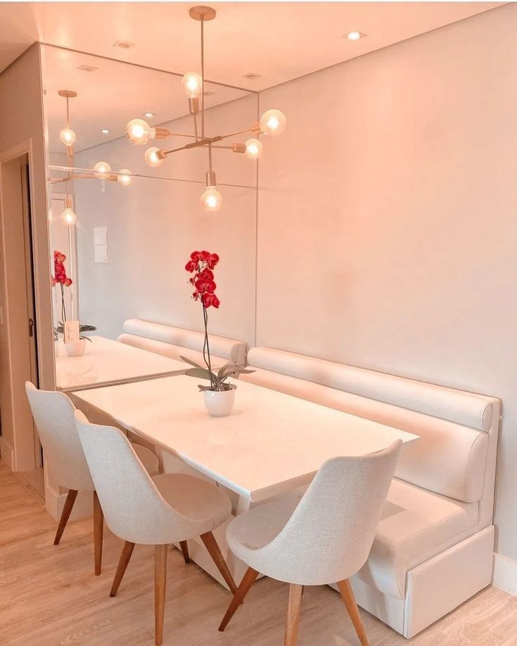 Modelos de Espelhos que Transformam sua Sala de Jantar