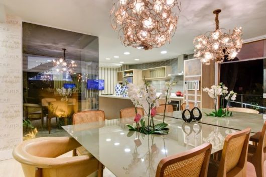 erros comuns ao decorar sala de jantar moderna