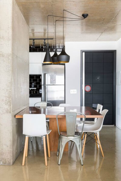 Espelhos na Decoração: Como Usar para Ampliar sua Sala de Jantar Pequena