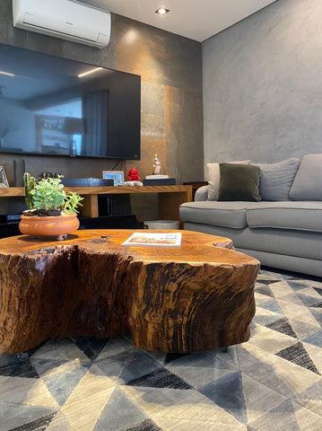 como usar madeira de demolição na sala rústica moderna