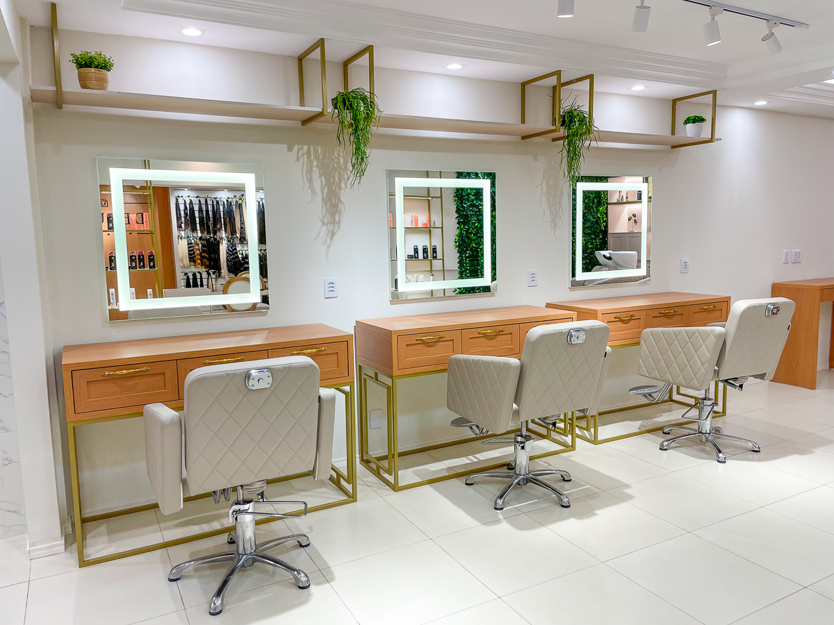 Como Escolher o Salão de Beleza Ideal: Dicas Essenciais de Higiene e Qualificação