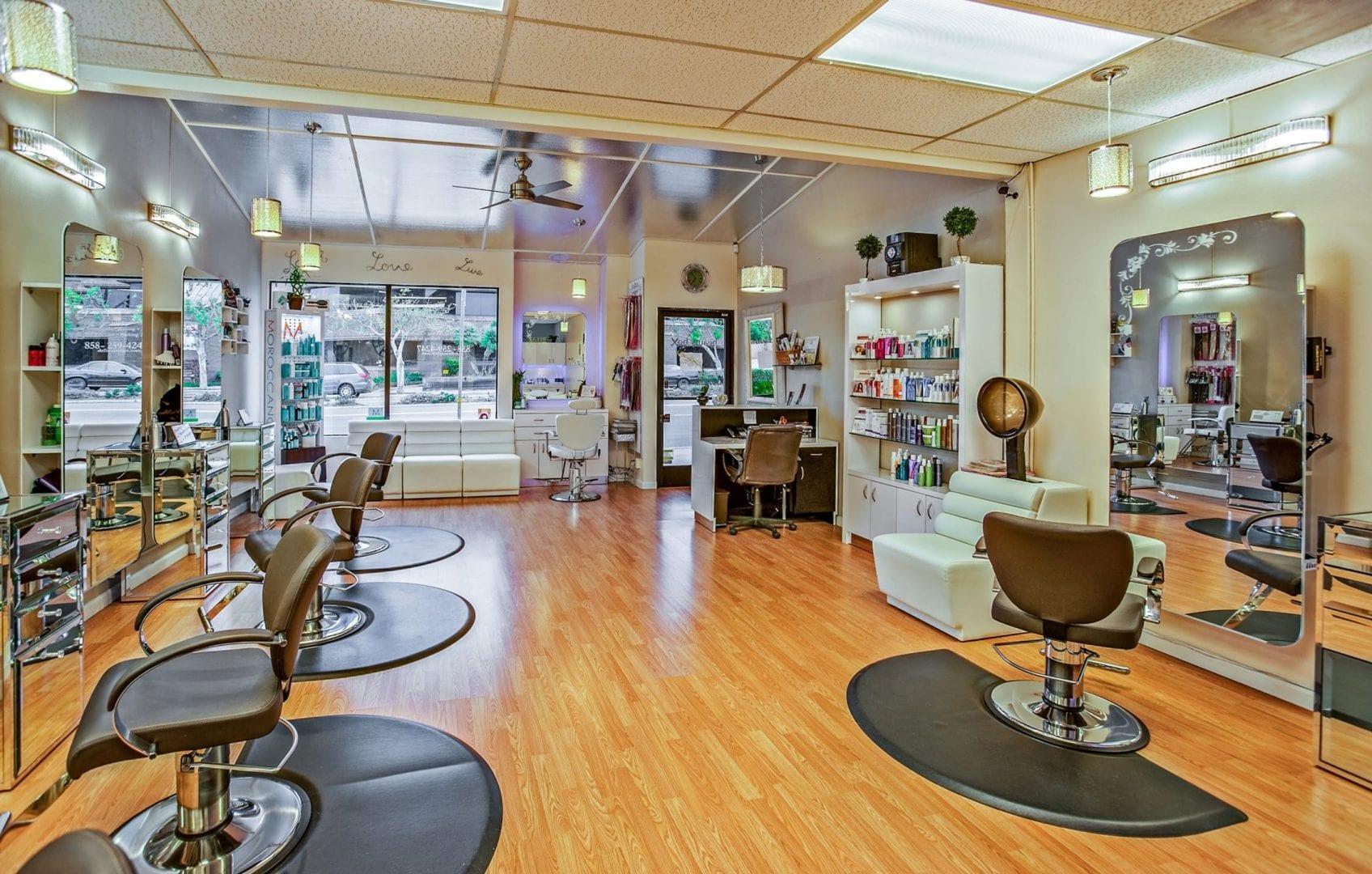 Plataformas de Agendamento Online: Booksy vs. Fresha para Salões de Beleza