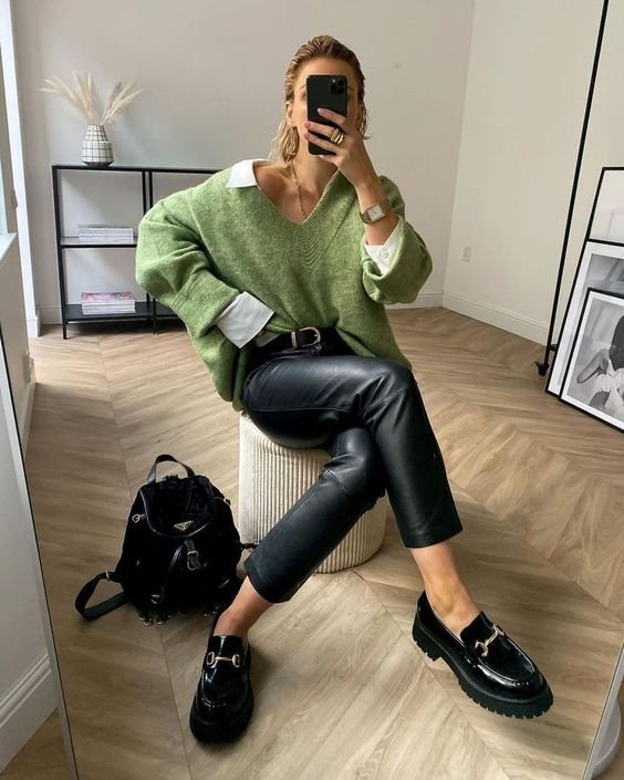 sapato preto feminino salto fino