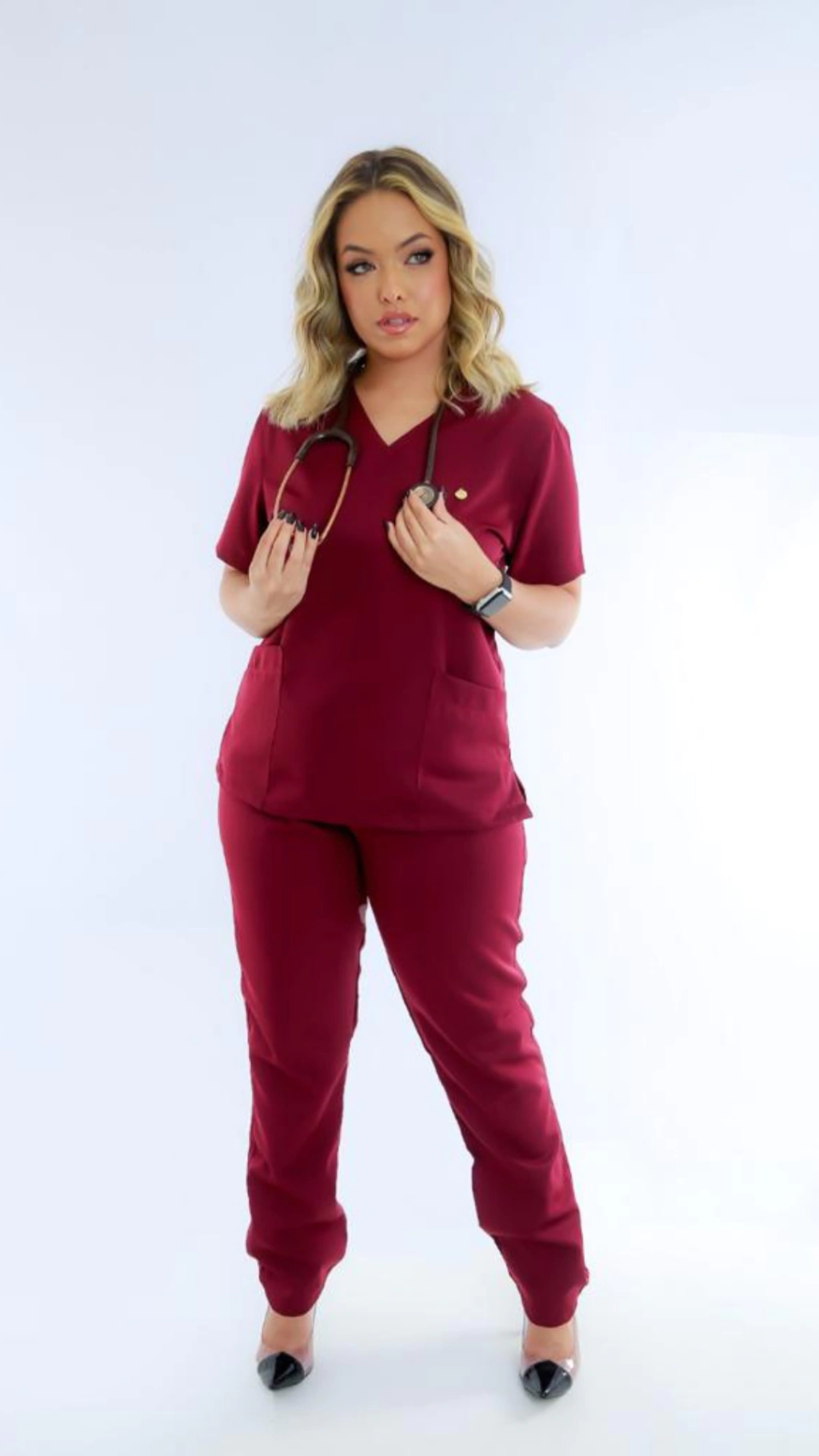 Scrub feminino com proteção UV50+