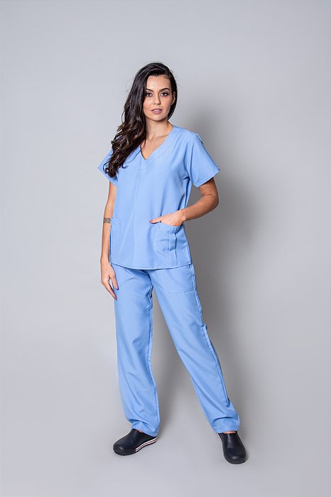 Scrub feminino modelo flare