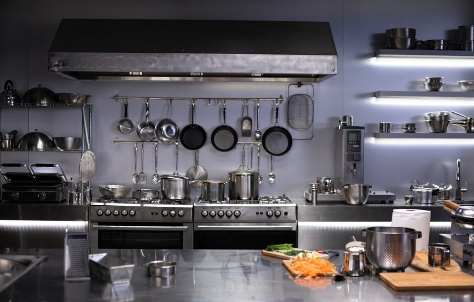 erros comuns na segurança de obra de cozinha