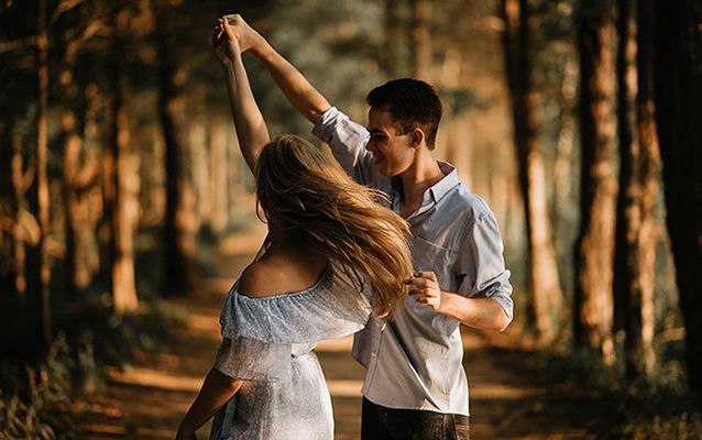 5 ideias de títulos:
1. As 10 Melhores Séries de Romance na Netflix para Maratonar
2. K-Dramas Românticos que Vão Te Conquistar na Netflix
3. Dramas de Época na Netflix: Amor e Intriga em Outros Tempos
4. Comédias Românticas Leves para Alegrar seu Dia na Netflix
5. Séries de Romance na Netflix: De Clássicos a Novidades