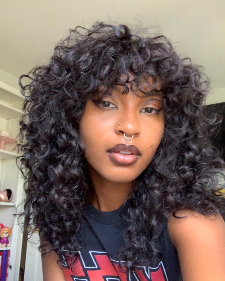 Como adaptar o corte shaggy para diferentes tipos de cachos