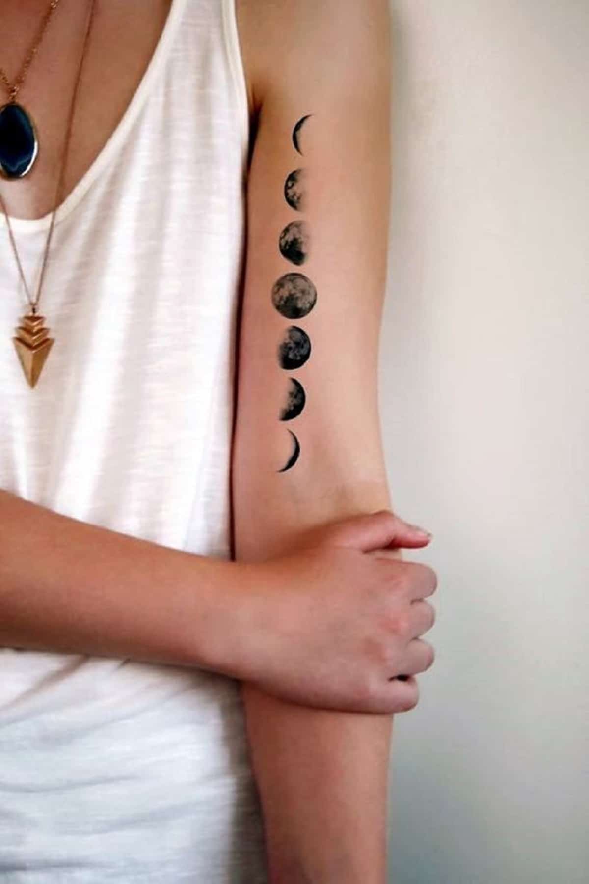 Deusas da Lua: Inspiração Mítica para Tatuagens