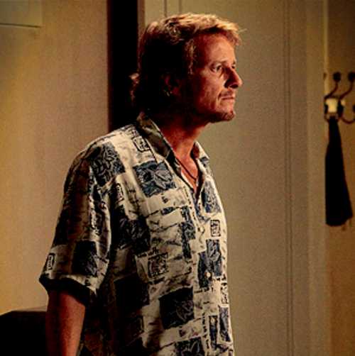 A farsa da doença de Silas: Um dos momentos mais icônicos de Avenida Brasil