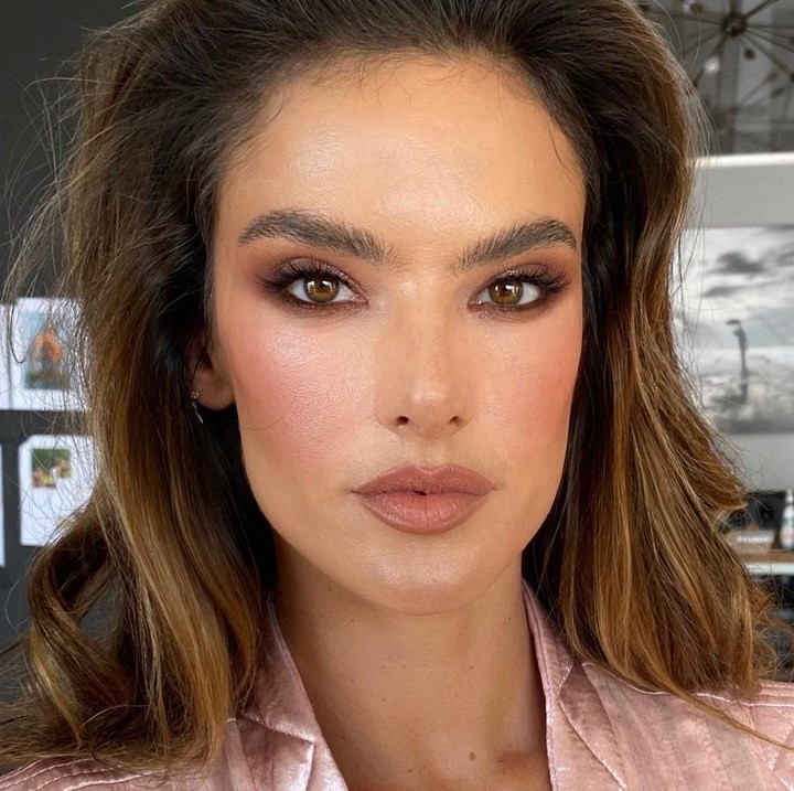 maquiagem sofisticada e polida