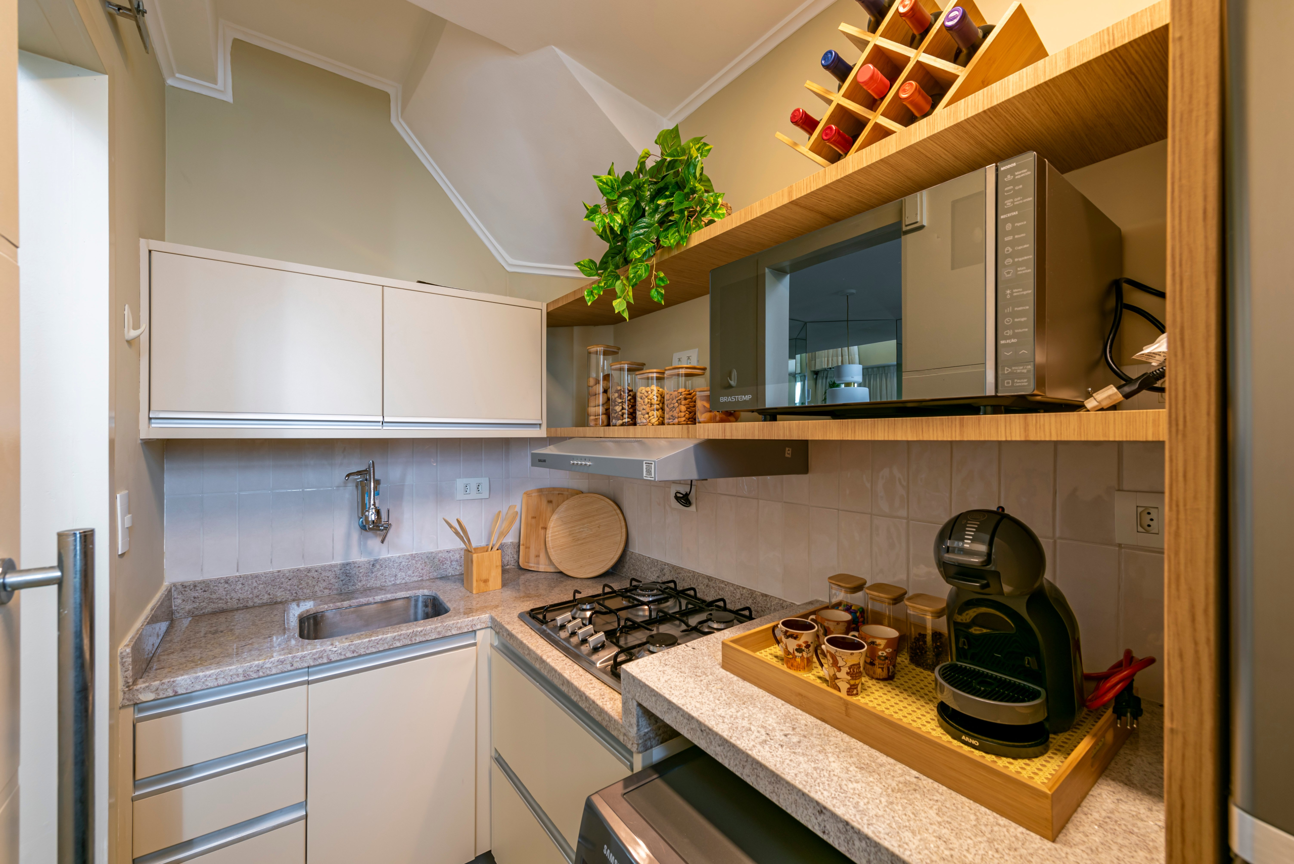 soluções inteligentes para armário de canto de cozinha