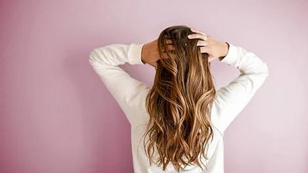 O Significado Oculto de Sonhar com Cabelo Branco: Sabedoria ou Preocupação?