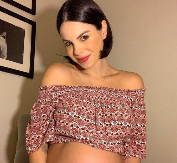 Parcerias e Reflexões
5. Kayky Brito e Sthefany Brito: A Relação entre Irmãos e Sobrinhos