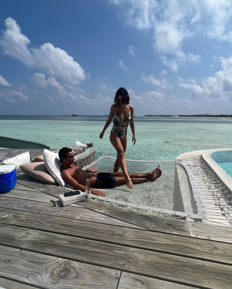 5 ideias de títulos:
1. Sthefany Brito: A Rotina de Maternidade e Carreira nas Redes Sociais
2. Conheça a Família de Sthefany Brito: Marido