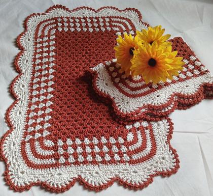 Decoração com Tapete de Crochê Quadrado: Dicas de Tamanho e Posicionamento na Sala