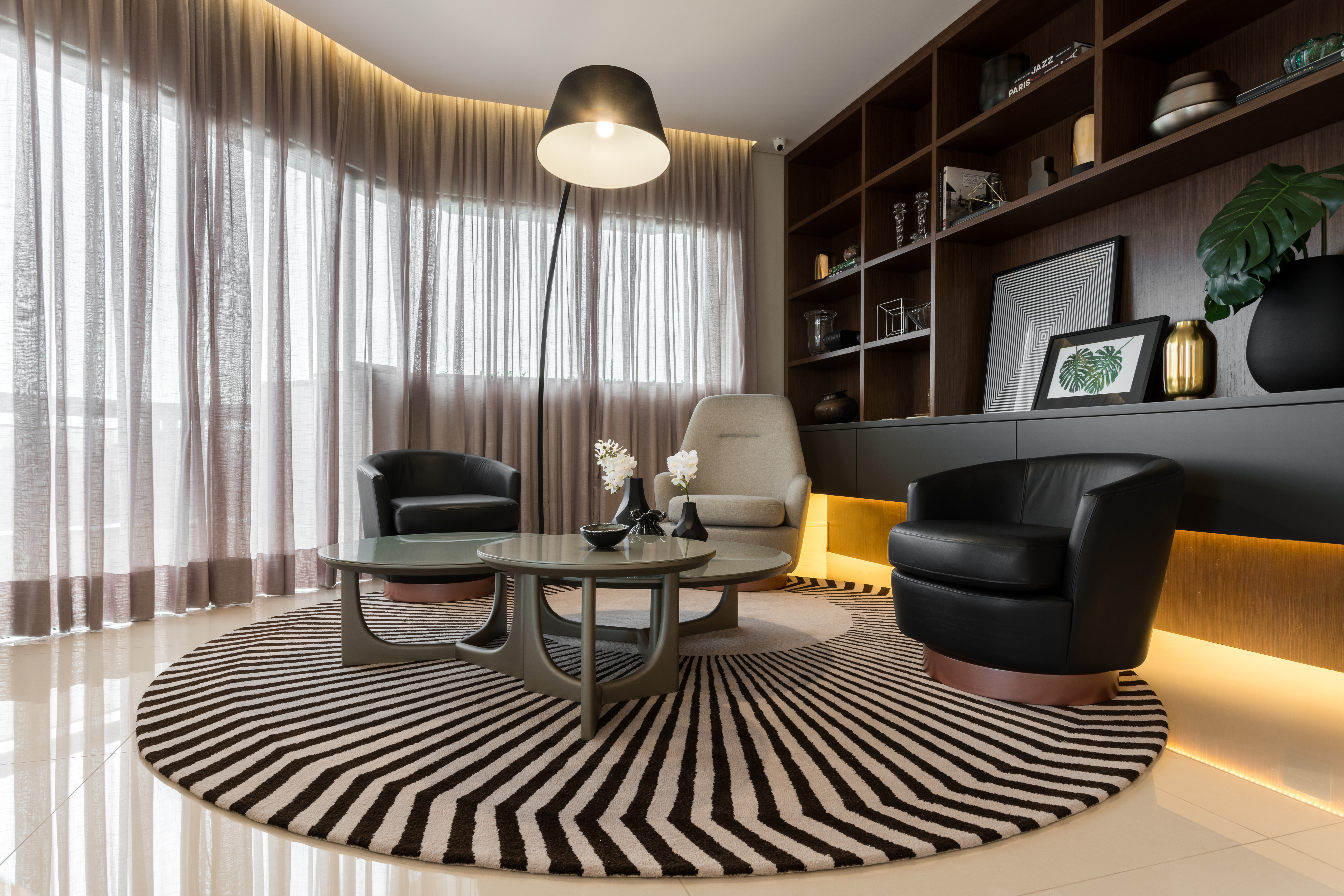 tapete redondo na sala