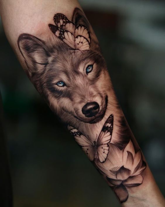 1. Tatuagem de Lobo: Guia Completo de Significados e Estilos
2. Os 5 Significados Mais Profundos da Tatuagem de Lobo
3. Tatuagem de Lobo Feminina: Inspirações e Simbolismos
4. Lobo Solitário vs. Matilha: Qual Tatuagem de Lobo Escolher?
5. Tatuagem de Lobo Geométrico: A União da Força com a Arte