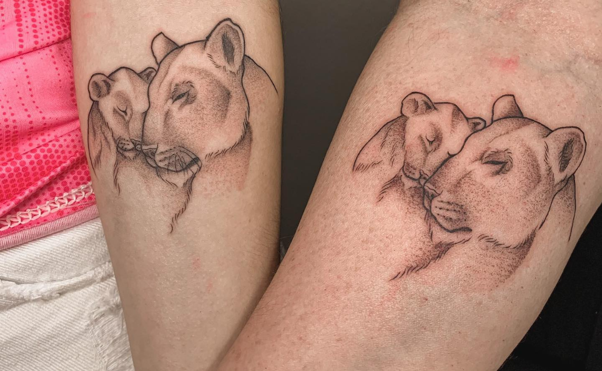 tatuagem pulso mãe e filhas