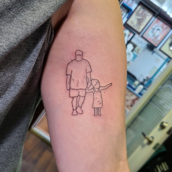 tatuagem costela mãe e filhas
