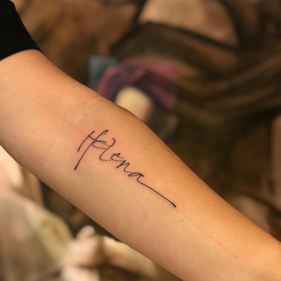 tatuagem nome filho fineline