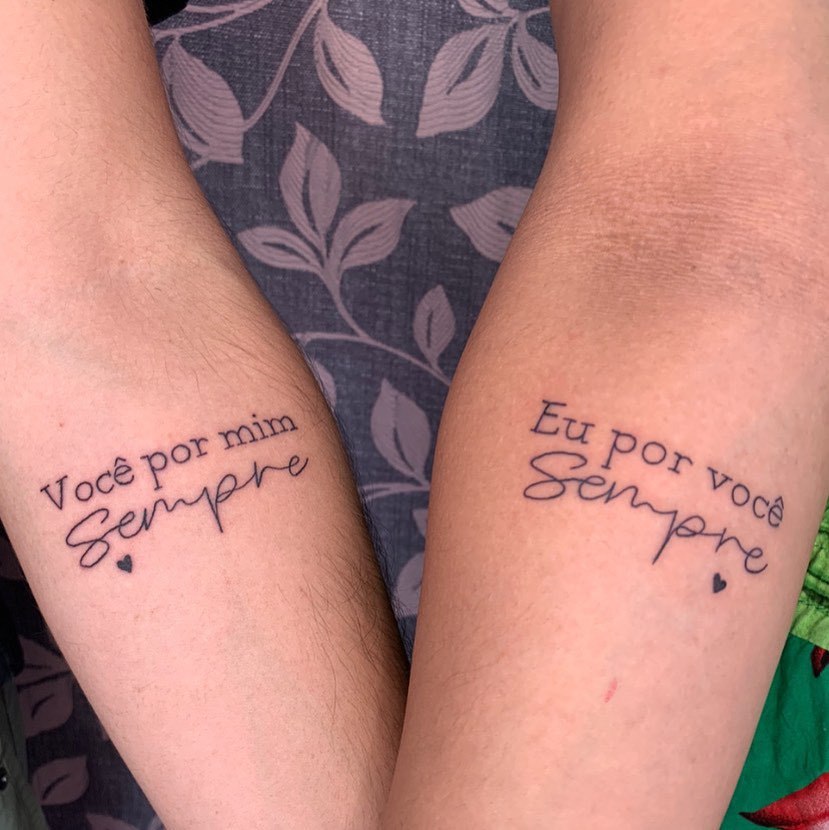 tatuagem de casal moderna