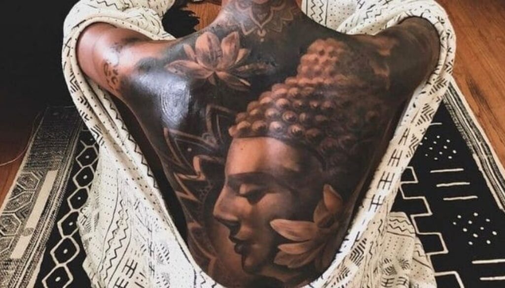 melhores cores para tatuagem em pele negra