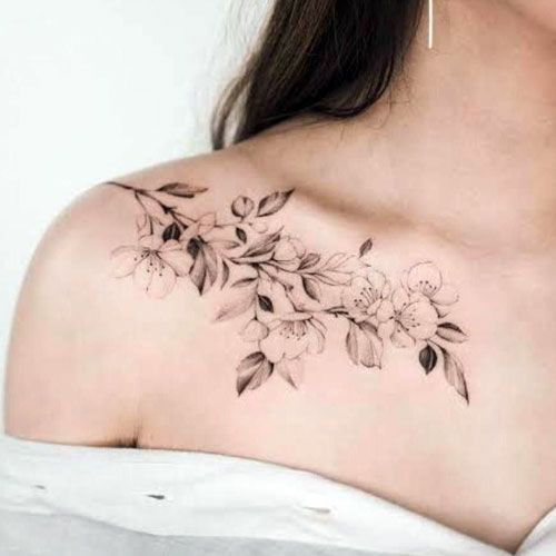 tatuagem feminina ombro