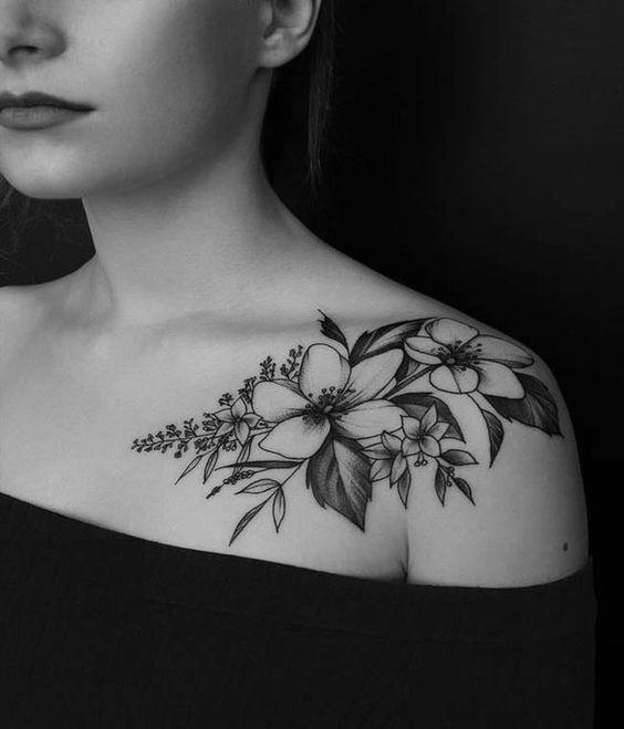 tatuagem feminina ombro