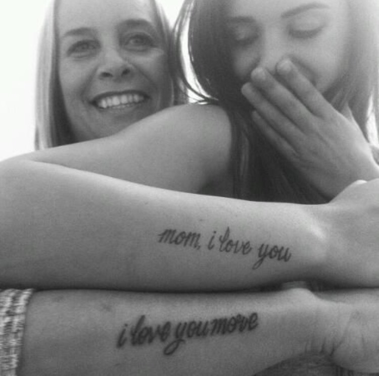tatuagem de mãe e filho