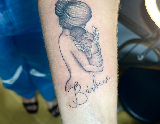 tatuagem delicada mãe