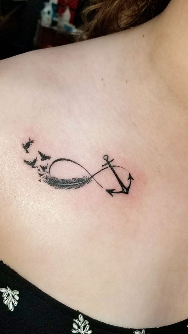 tatuagem infinito geométrica