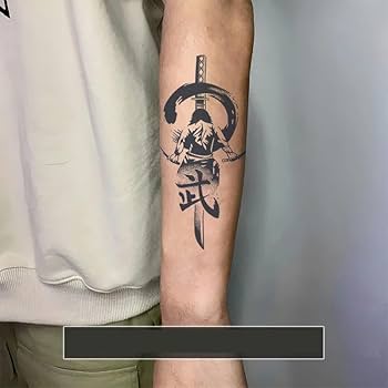 ideias tatuagem katana