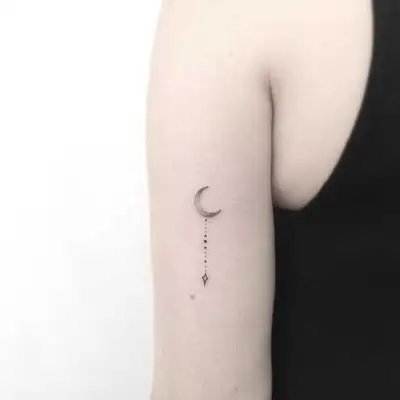 Inspiração: 10 Estilos de Tatuagem de Lua para Cada Personalidade