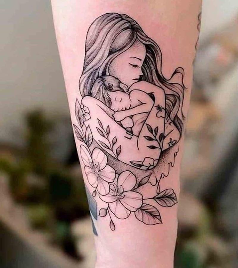 tatuagem mãe e filho delicada antebraço