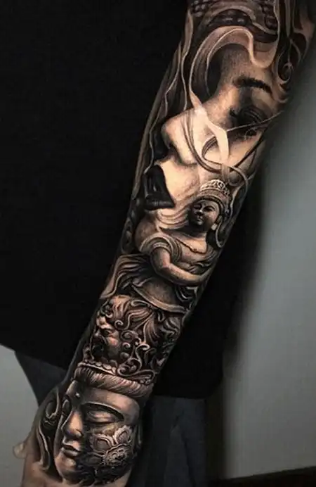 tatuagem de guerreiro antebraço masculino