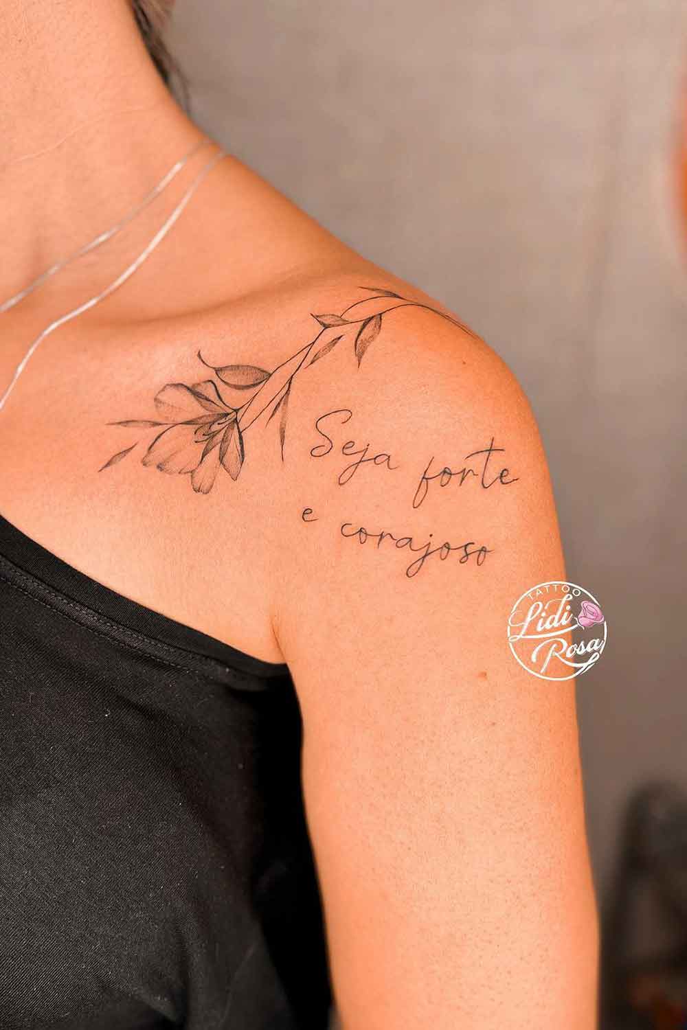 Como Escolher o Melhor Local para sua Tatuagem de Frase Motivacional