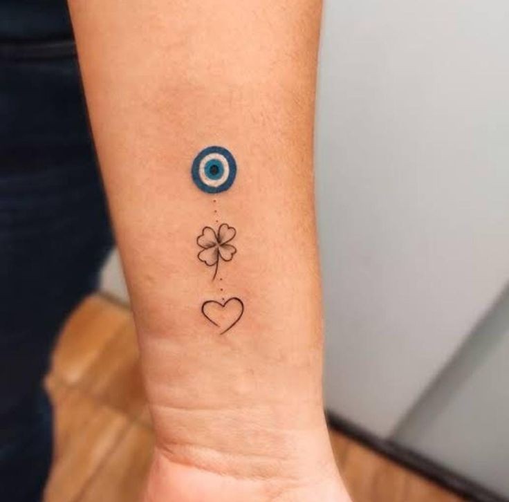 Tatuagem Olho Grego: Significado Profundo e Ideias de Estilos