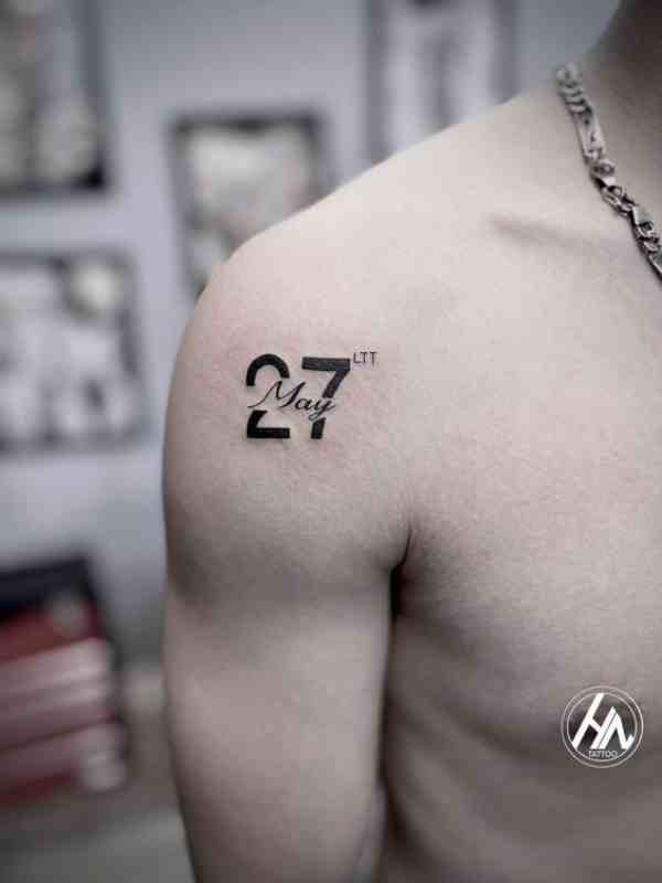 primeira tatuagem masculina pequena