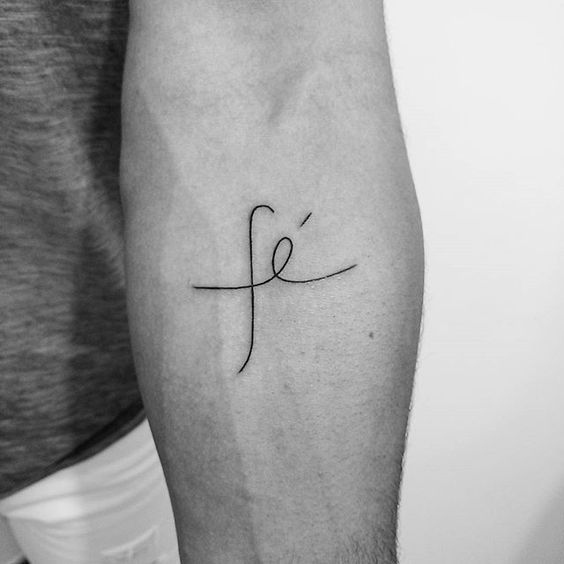 tatuagens de braço pequenas masculinas