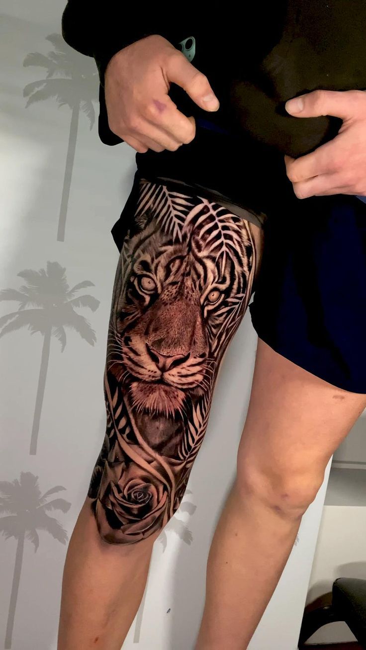 tatuagem perna cobra