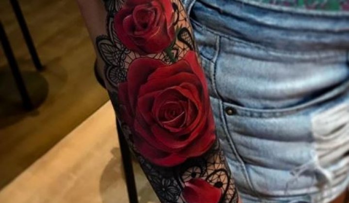 Onde Fazer sua Tatuagem de Rosa: Melhores Locais no Corpo e Inspirações