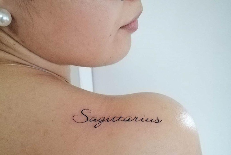 tatuagem sagitário delicada