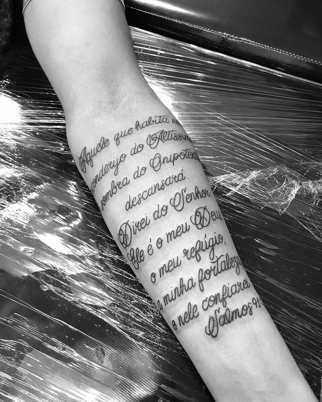 tatuagem salmo 91 versículo 1
