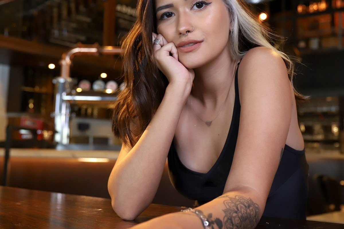 tatuagem feminina força e coragem