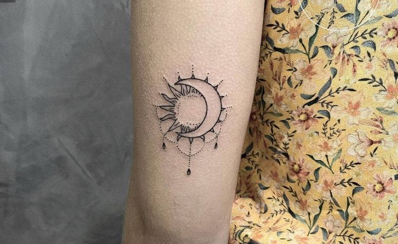 tatuagem sol e lua masculina