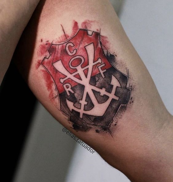 tatuagem urubu rei flamengo