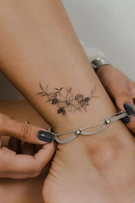 quanto custa uma tatuagem feminina delicada
